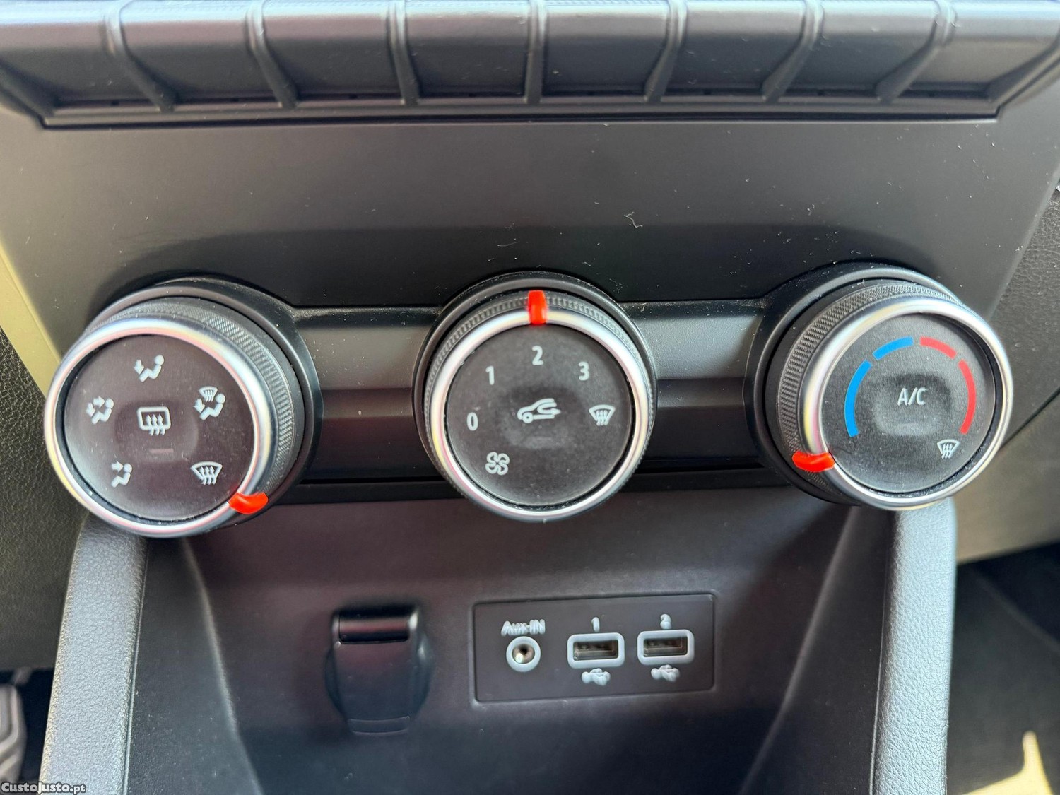 Renault Clio 1.0 TCe Exclusive — fotografia 13