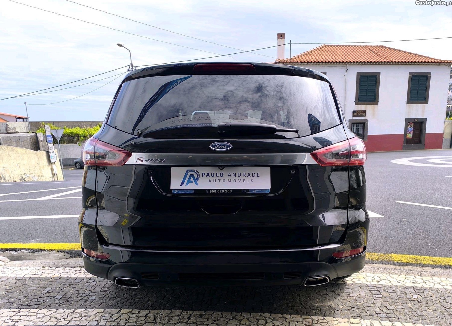 Ford S-Max titanium powershift — fotografia 4