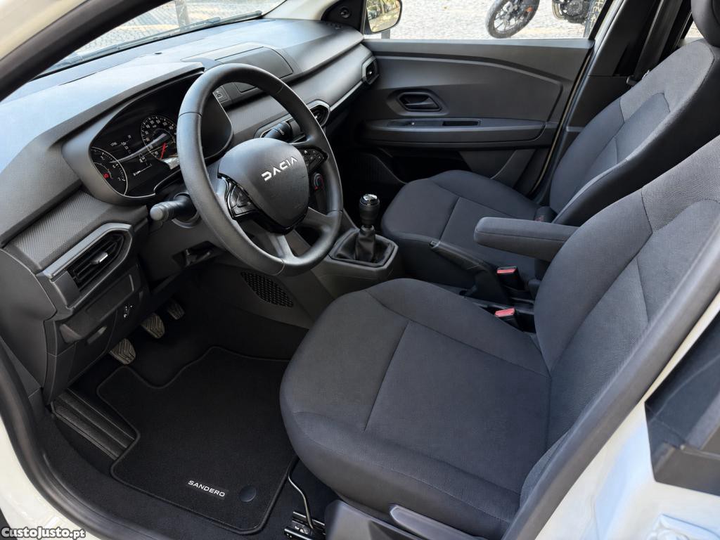 Dacia Sandero 1.0 SCe Access Nacional (6.000 KMS) — fotografia 11