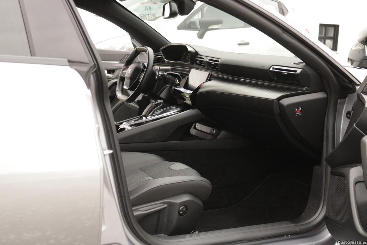 Peugeot 508 SW 1.6 Hybrid Allure Pack e-EAT8 225cv — fotografia 37