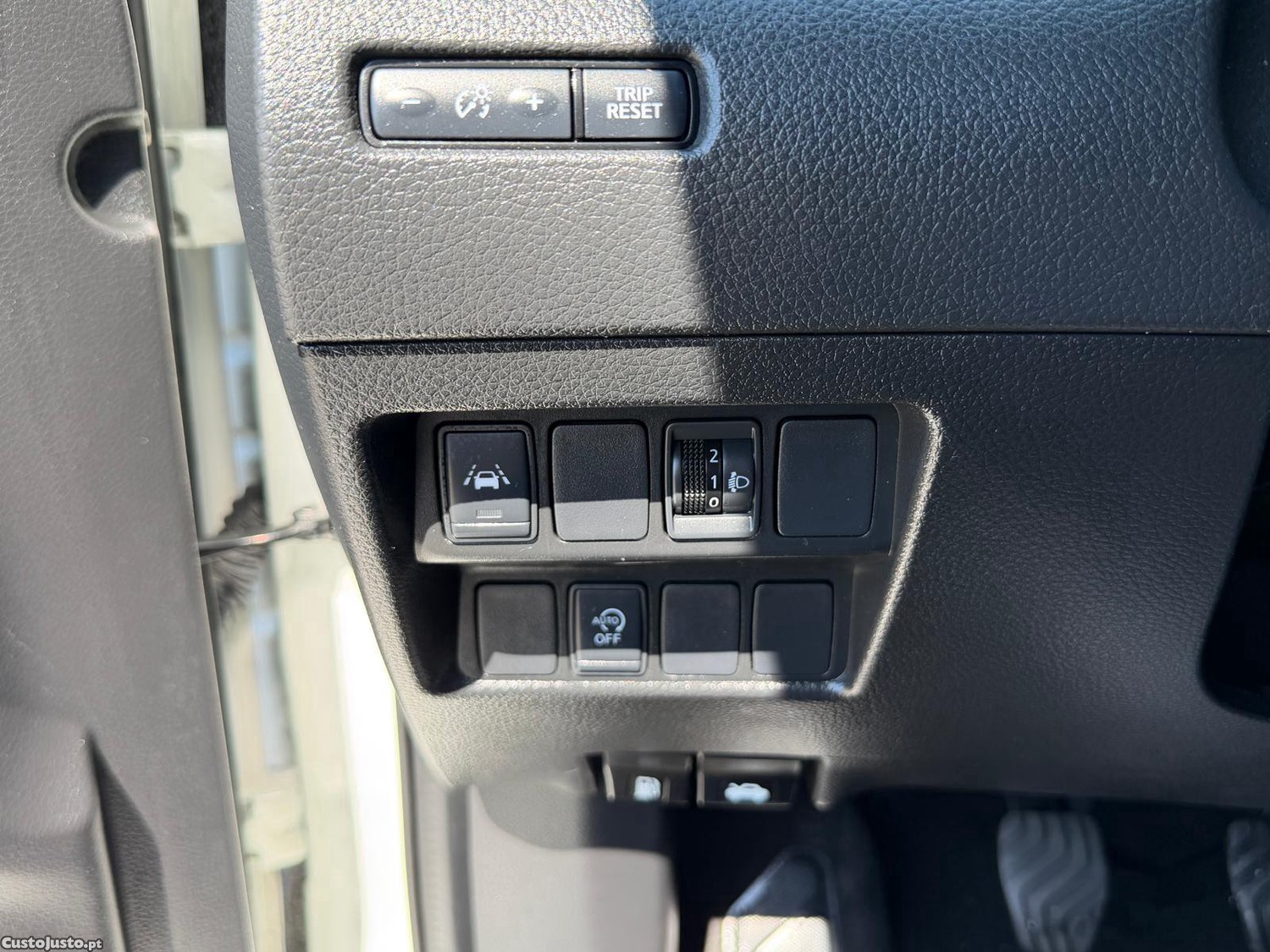 Nissan Qashqai 1.3 DIG-T N-Connecta J18 Led — fotografia 9