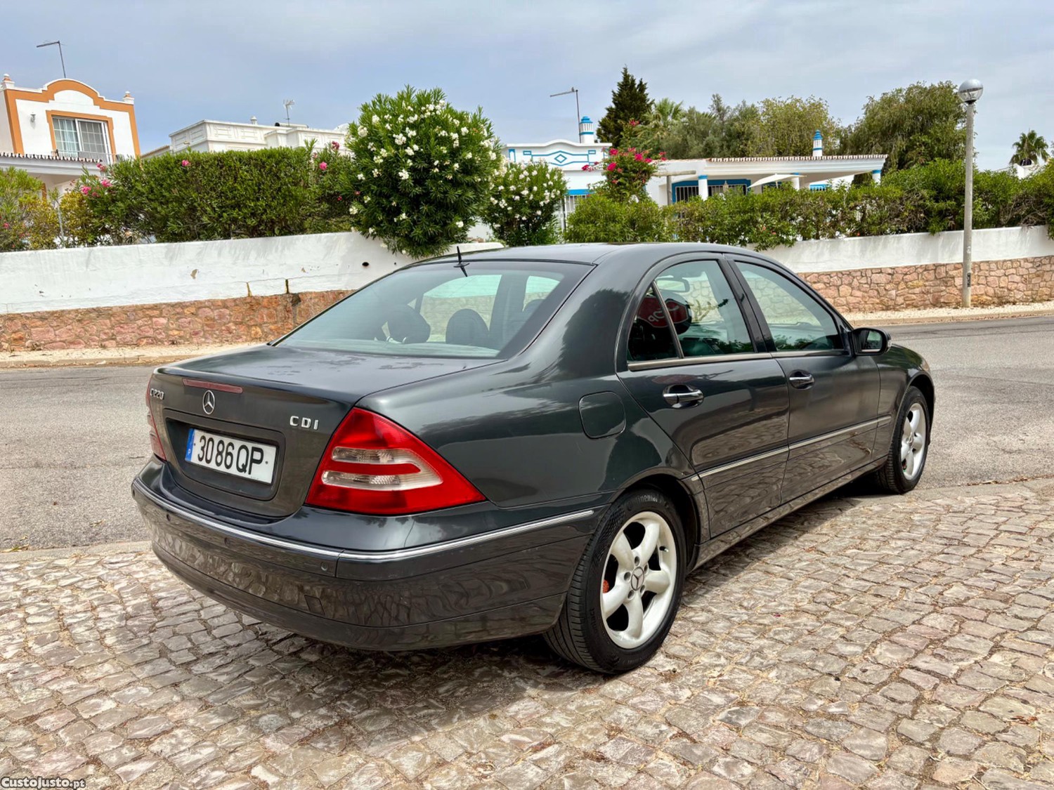 Mercedes-Benz C 220 CDI Avantgarde Automático — fotografia 5