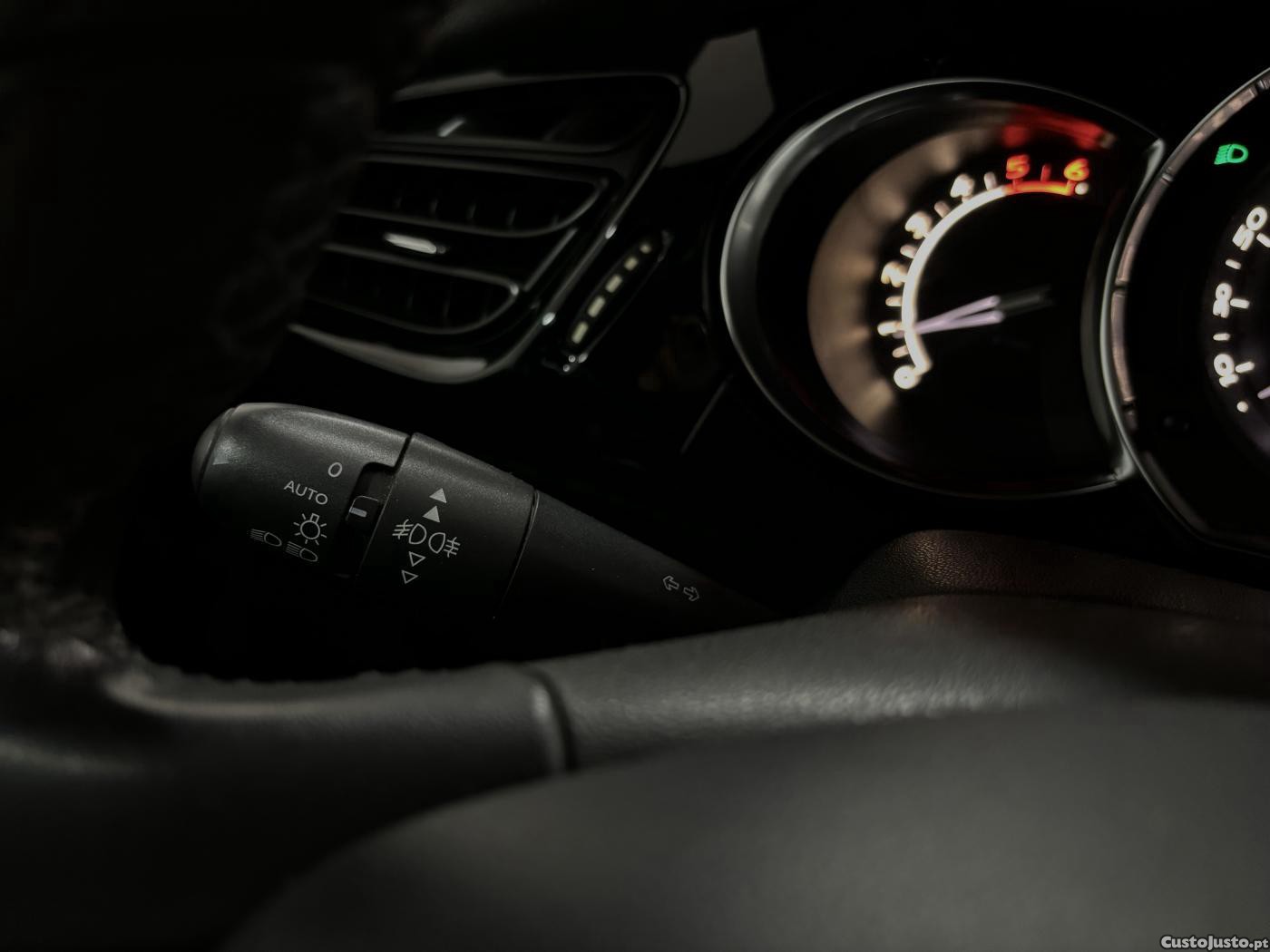 Citroën DS3 1.6 BlueHDi Be Chic — fotografia 12