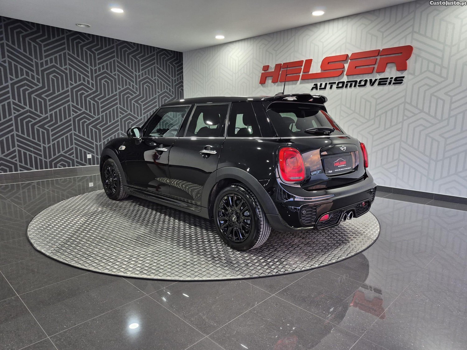 MINI Cooper SD 5 Portas — fotografia 4