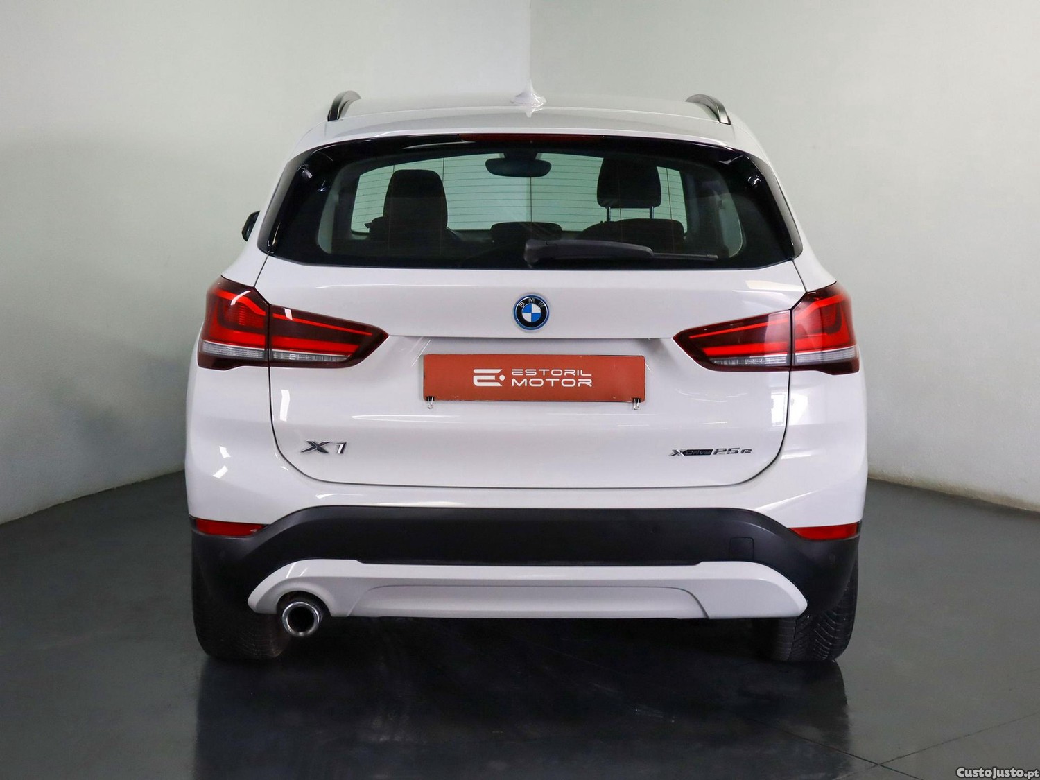 BMW X1 25 e xDrive — fotografia 20