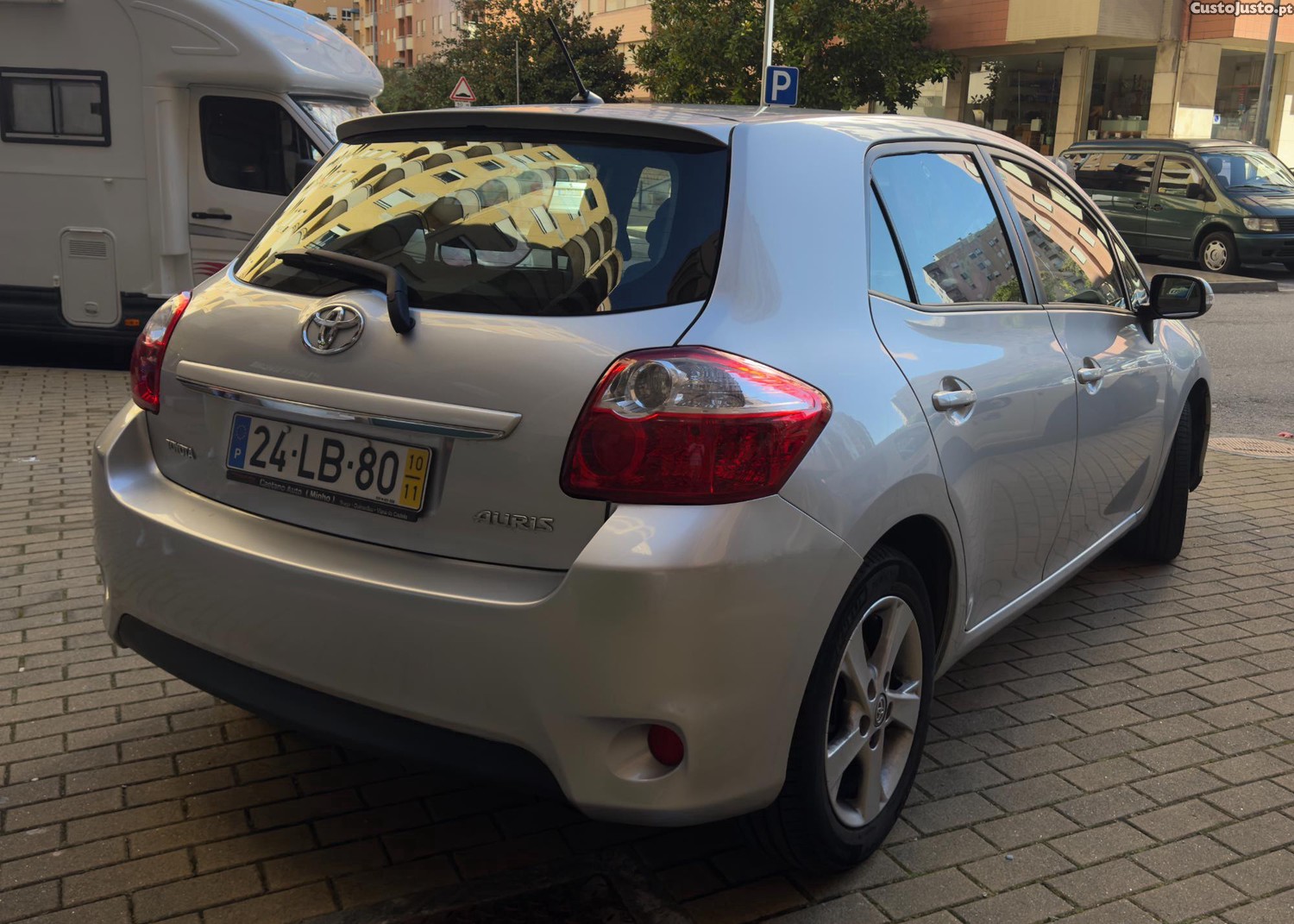 Toyota Auris 1.33 VVT-I - 10 foto 4