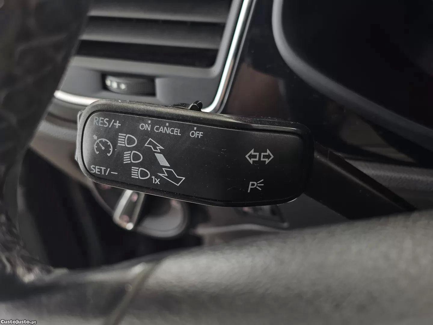 SEAT Leon 1.6 tdi style ecomotive — fotografia 9