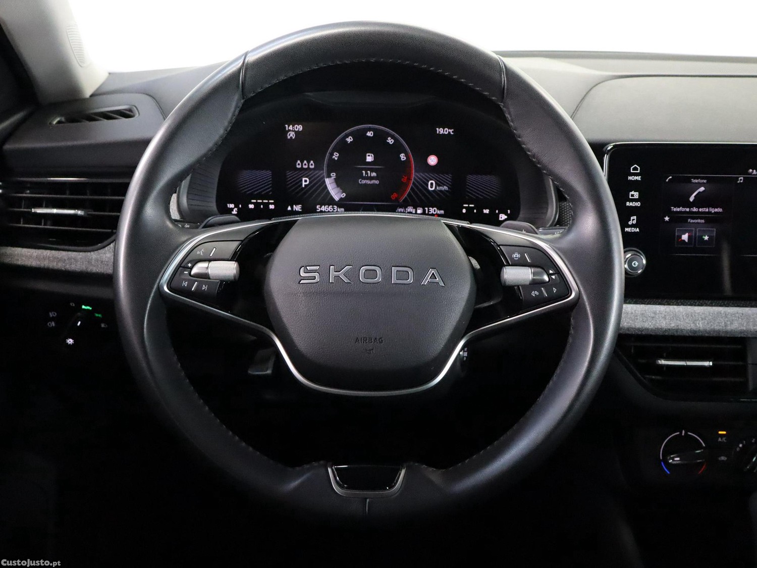 Skoda Kamiq 1.0 TSI Selection DSG — fotografia 11