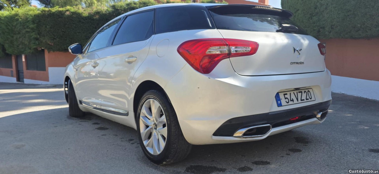 Citroën DS5 2.0 HDi Hybrid4 Sport Chic CMP6 - 13 foto 4