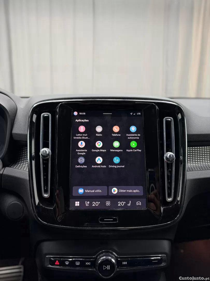Volvo XC 40 Recharge plus — fotografia 11