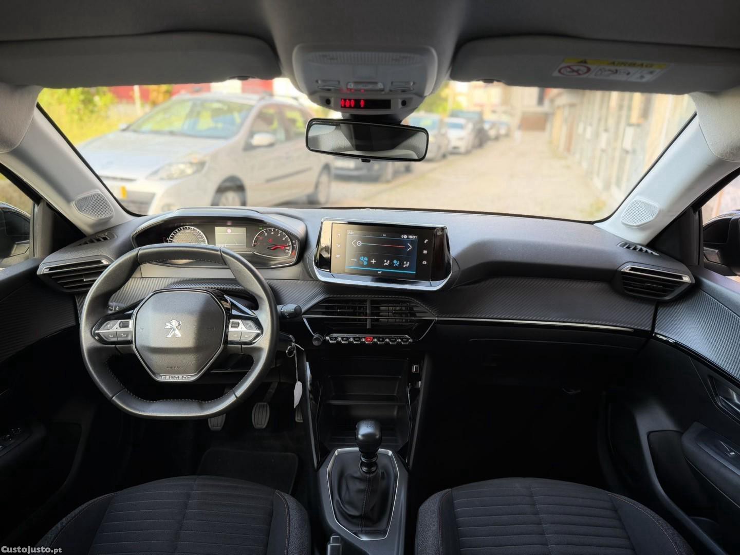 Peugeot 208 1.2 PureTech Active - 23 — photo 5