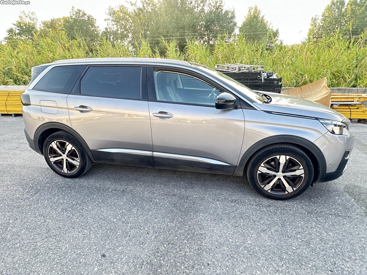 Peugeot 5008 Allure — fotografia 10