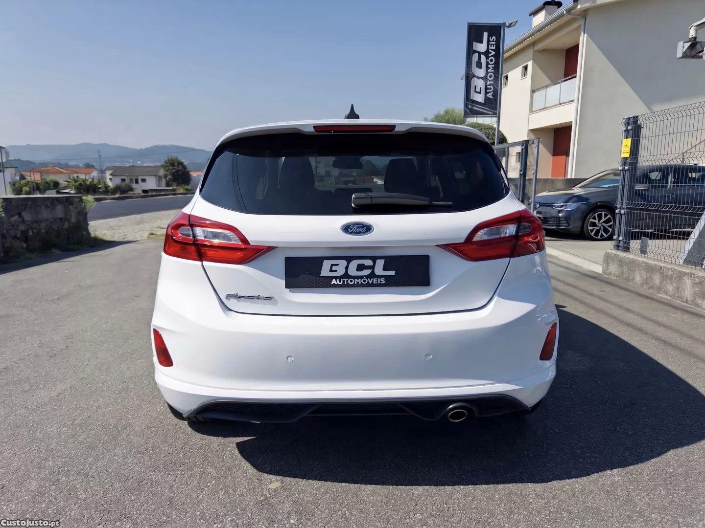 Ford Fiesta 1.0 ecoboost s&s st-line — fotografia 19
