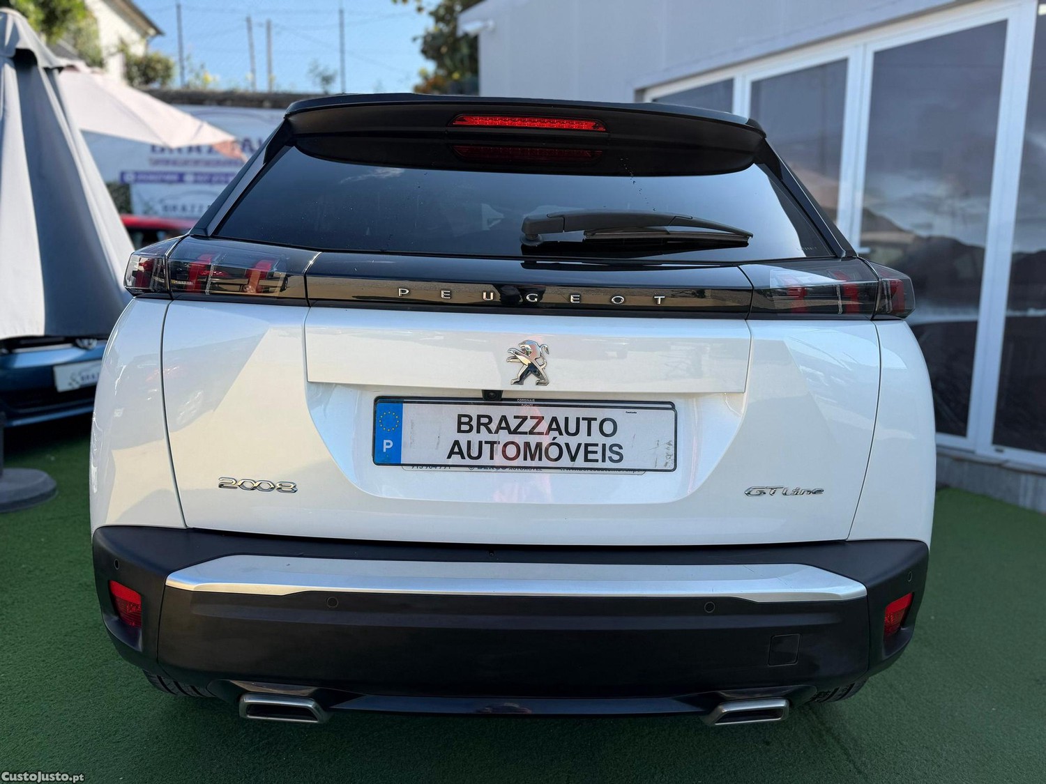 Peugeot 2008 1.2 PureTech GT Line EAT8 — fotografia 18