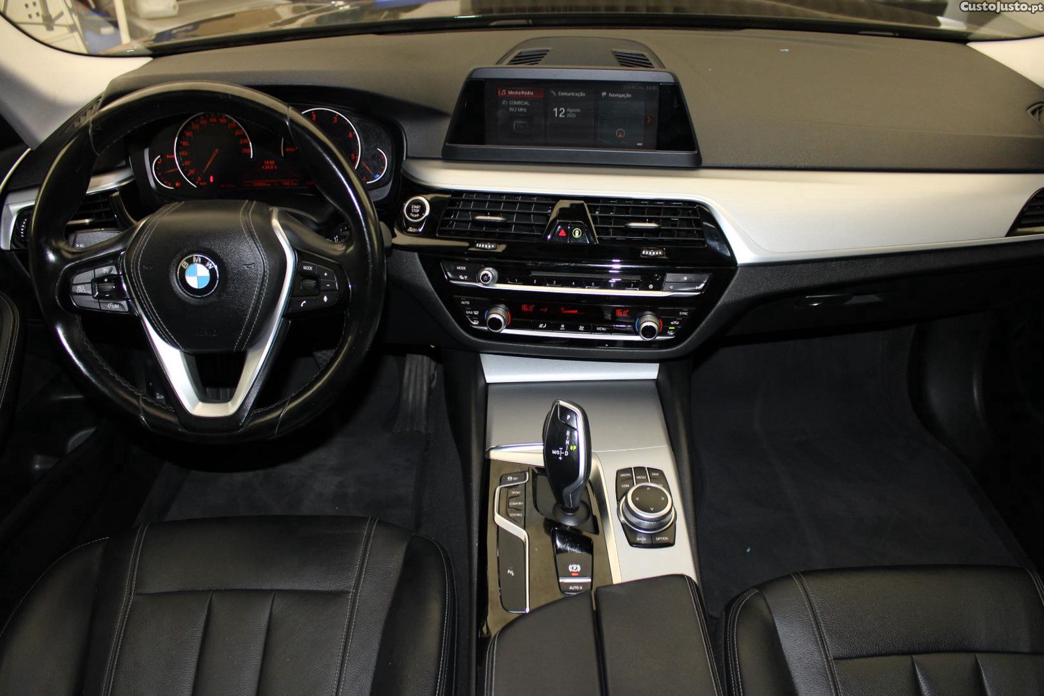 BMW 518 D (AUTO) — fotografia 27