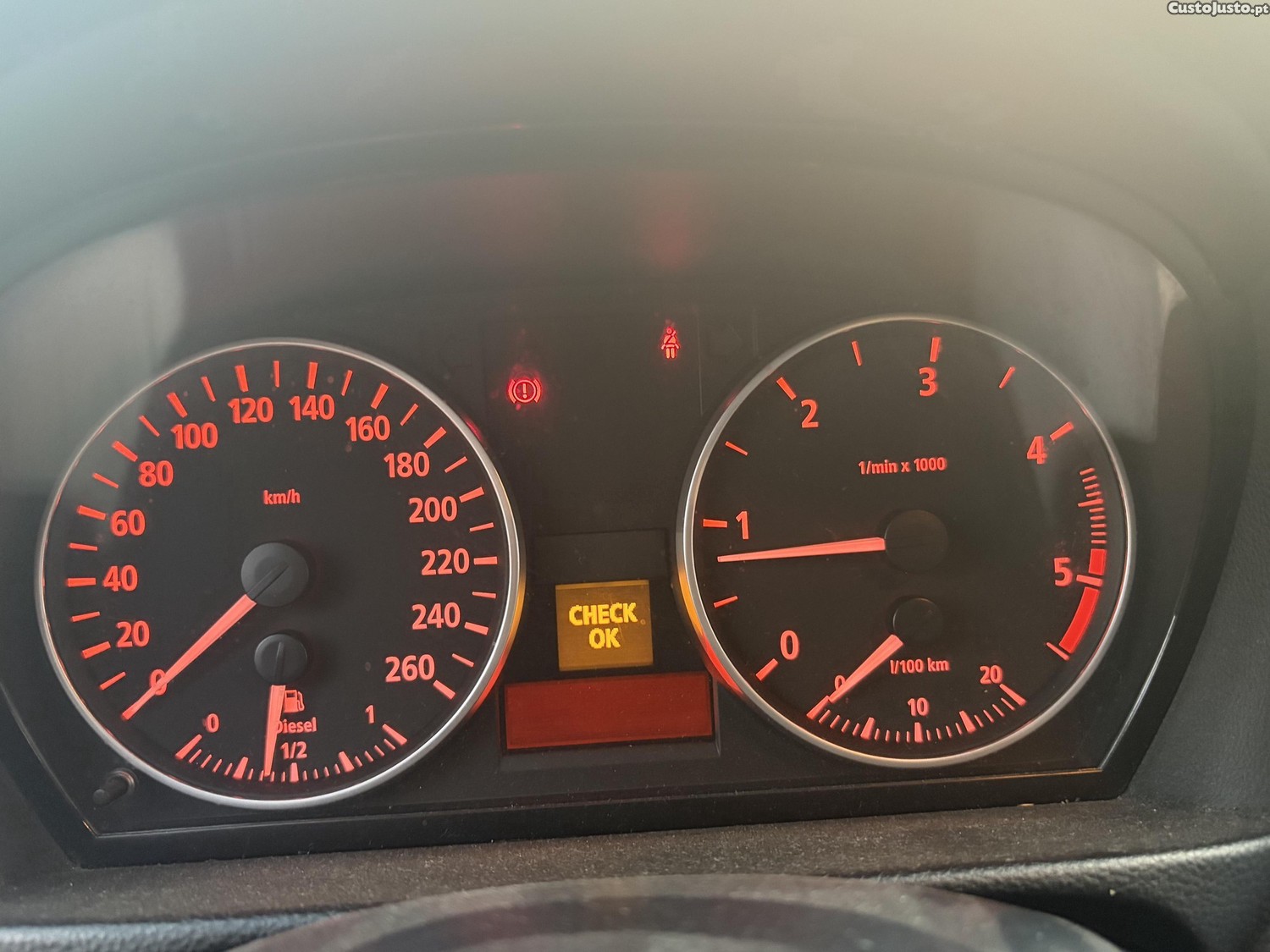 BMW 320 E60 M47 — fotografia 2