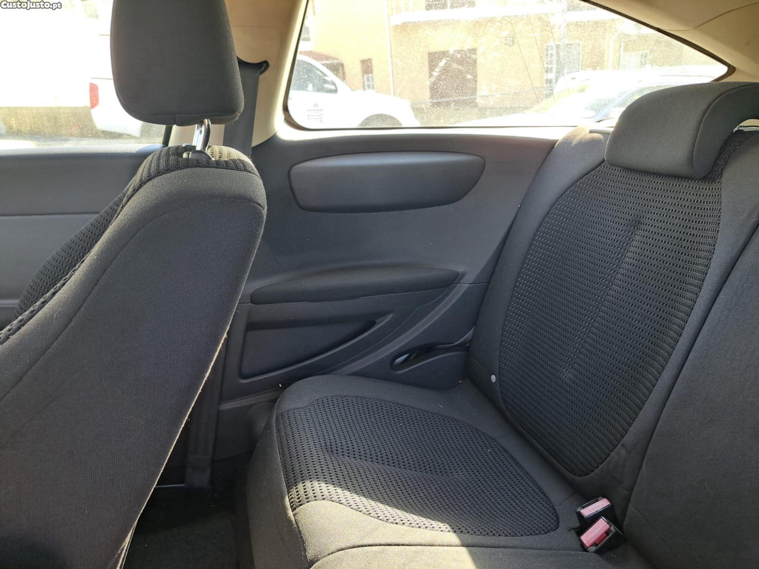 Citroën C4 1.6 — fotografia 2