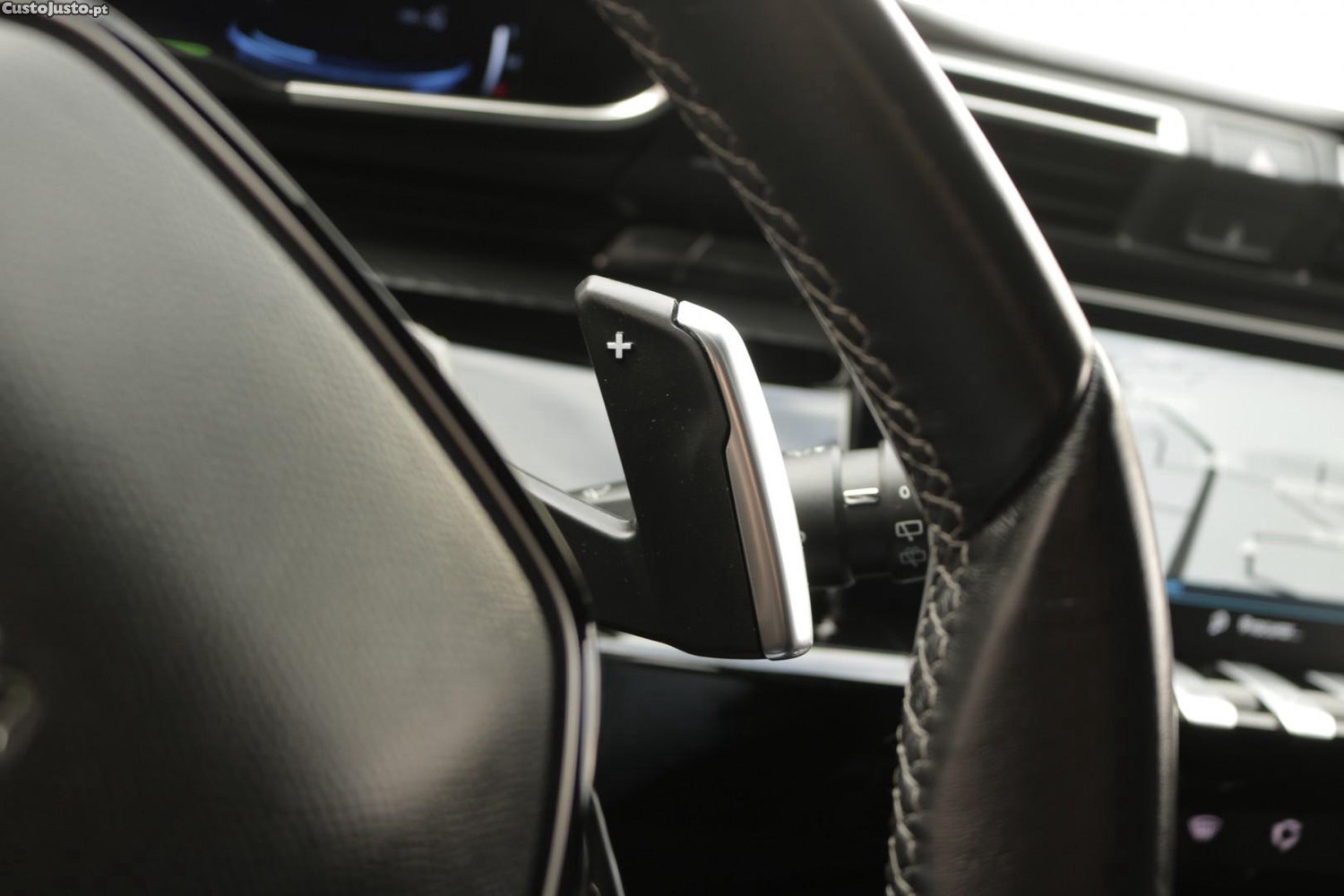 Peugeot 508 SW 1.6 Hybrid Allure Pack e-EAT8 225cv — fotografia 22