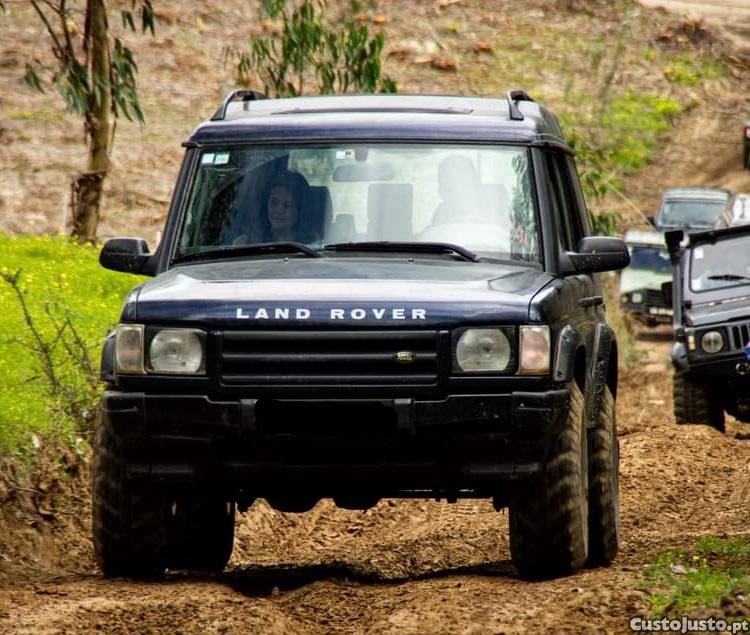 Land Rover Discovery TD5 SE Pneus 35" Averbados (Financiamento) — fotografia 4