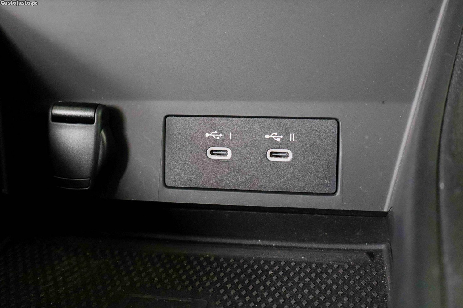 Renault Captur 1.0 TCe Evolution Bi-Fuel — fotografia 3