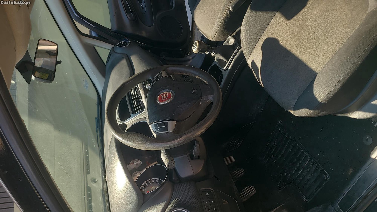Fiat Punto 2015 — fotografia 4