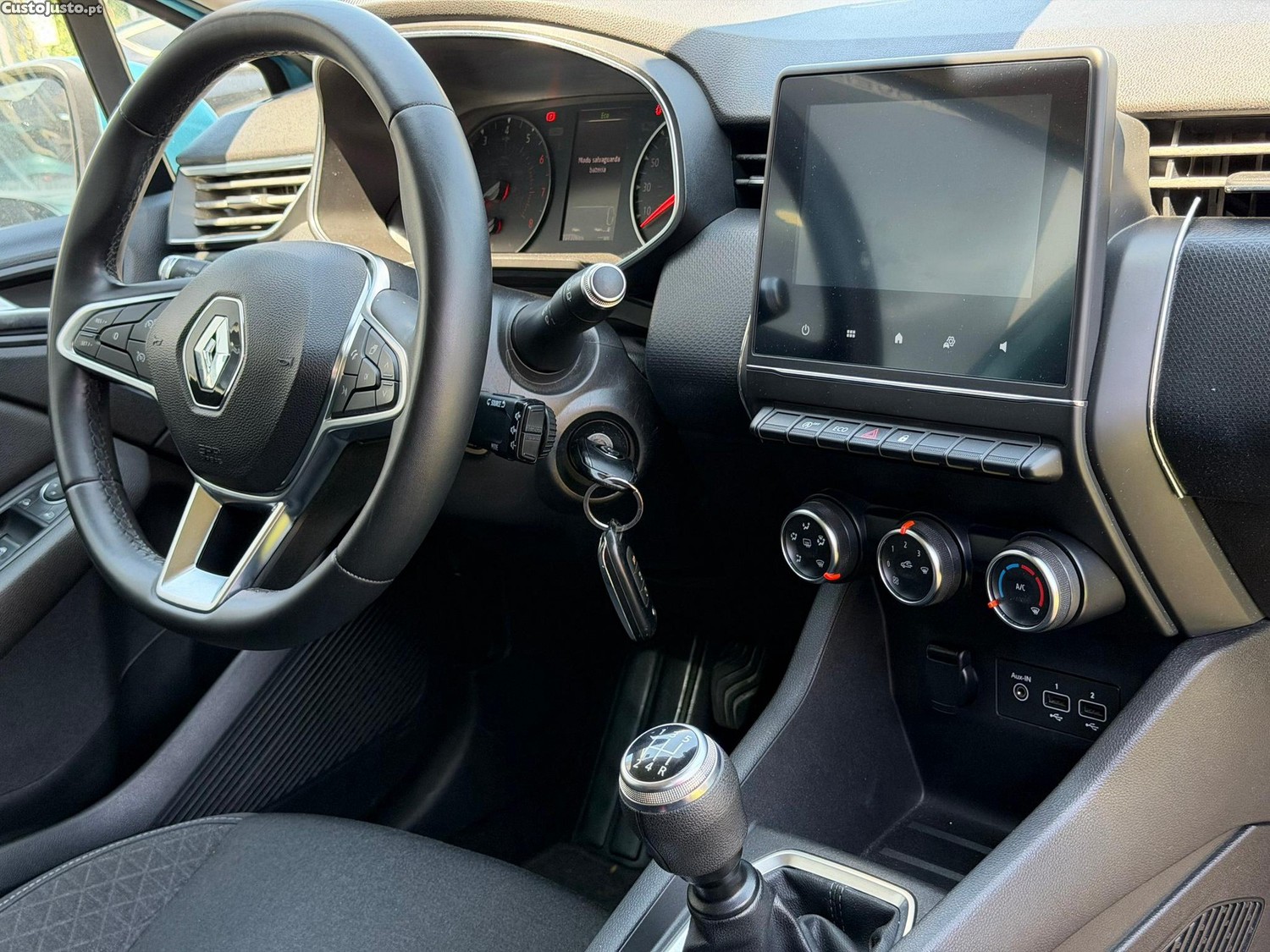 Renault Clio 1.0 TCe Exclusive — fotografia 4
