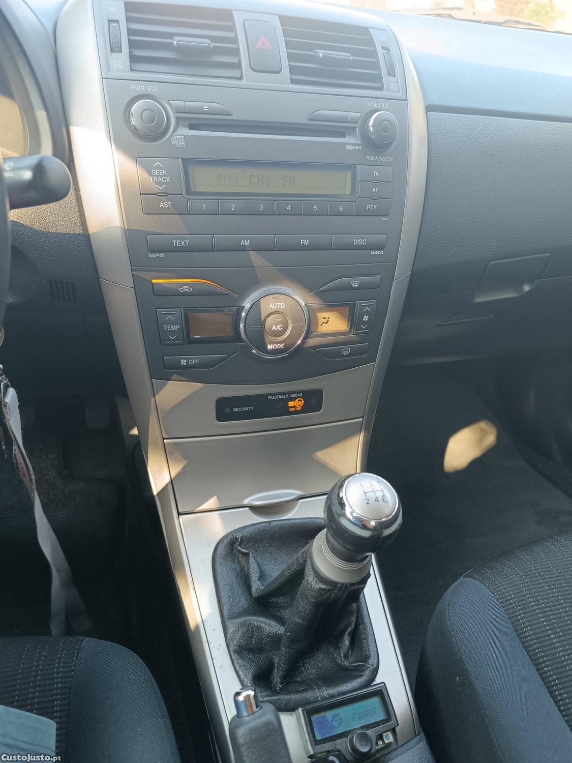Toyota Corolla 1.4 D-4D — fotografia 7