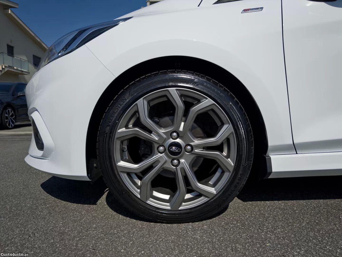 Ford Fiesta 1.0 ecoboost s&s st-line — fotografia 15