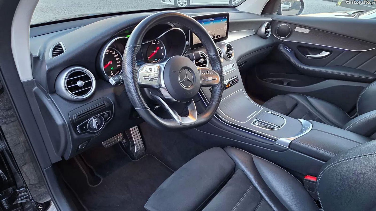 Mercedes-Benz GLC 300 300 de 4matic — fotografia 11