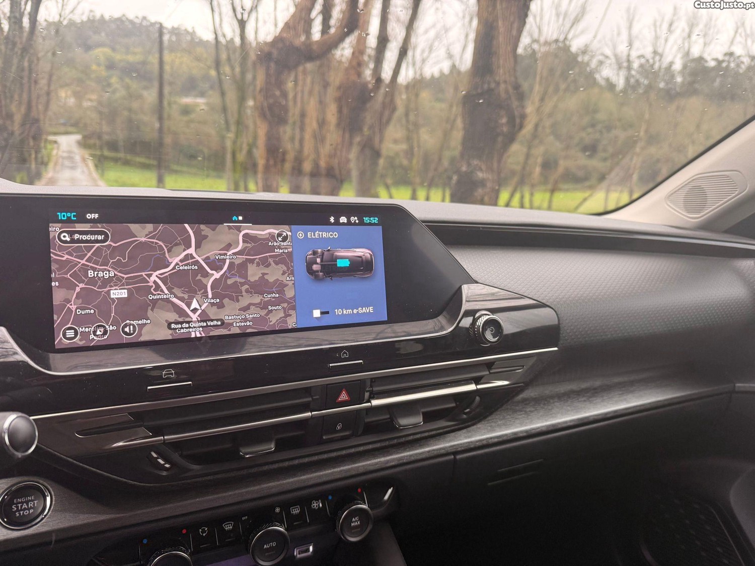Citroën C5 X 1.6 Hybrid Feel Pack e-EAT8 — fotografia 7