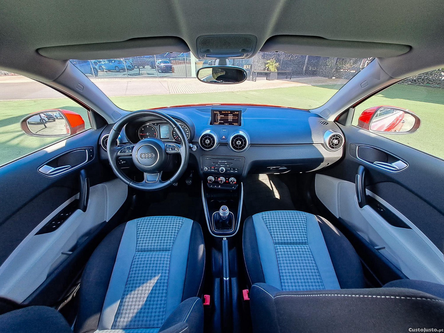 Audi A1 S-LINE 2.0 TDI SPORTBACK 143CV DIESEL 2013 — fotografia 14