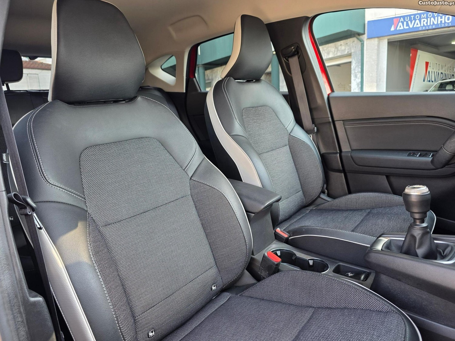 Renault Captur 1.0 TCe Techno Bi-Fuel — fotografia 6