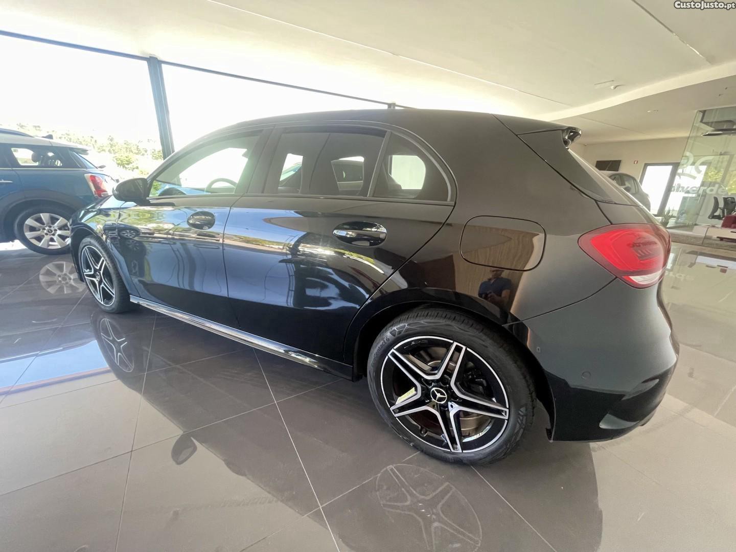 Mercedes-Benz A 250 e 8G-DCT AMG Line — fotografia 17