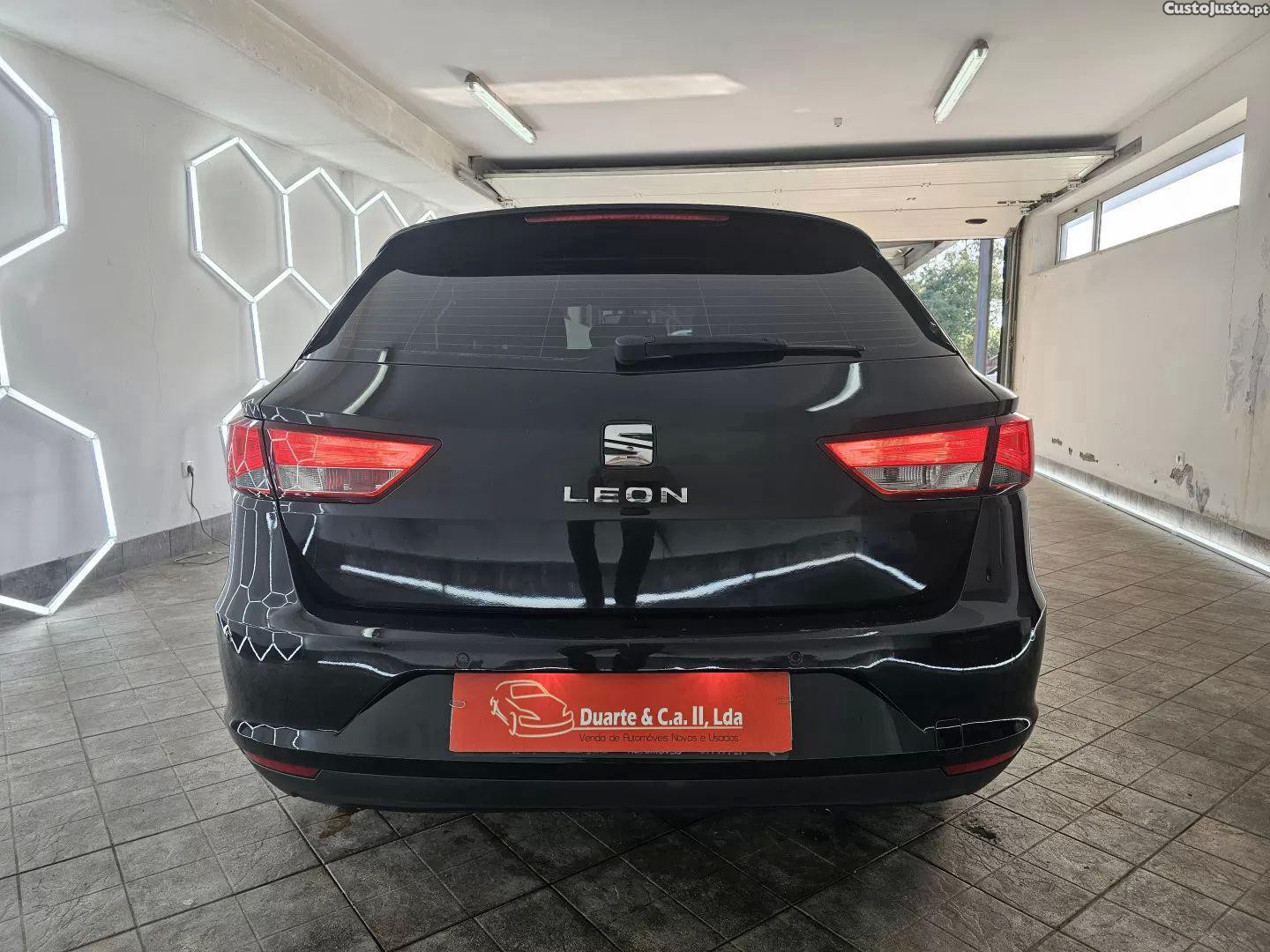 SEAT Leon 1.6 tdi style ecomotive — fotografia 20