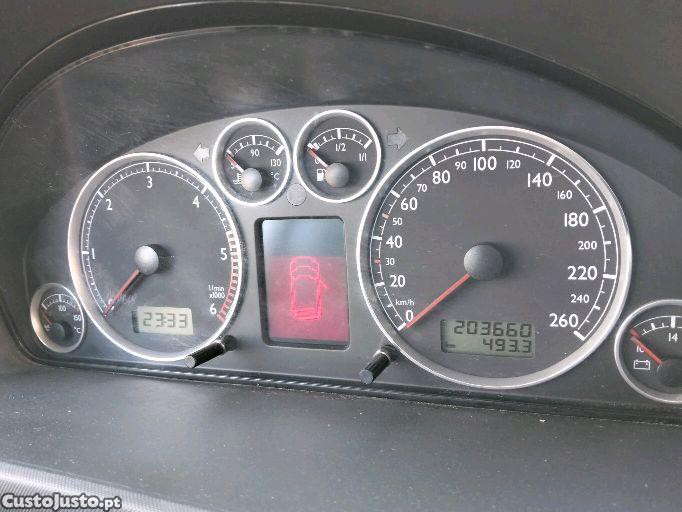 SEAT Alhambra TDI — fotografia 5