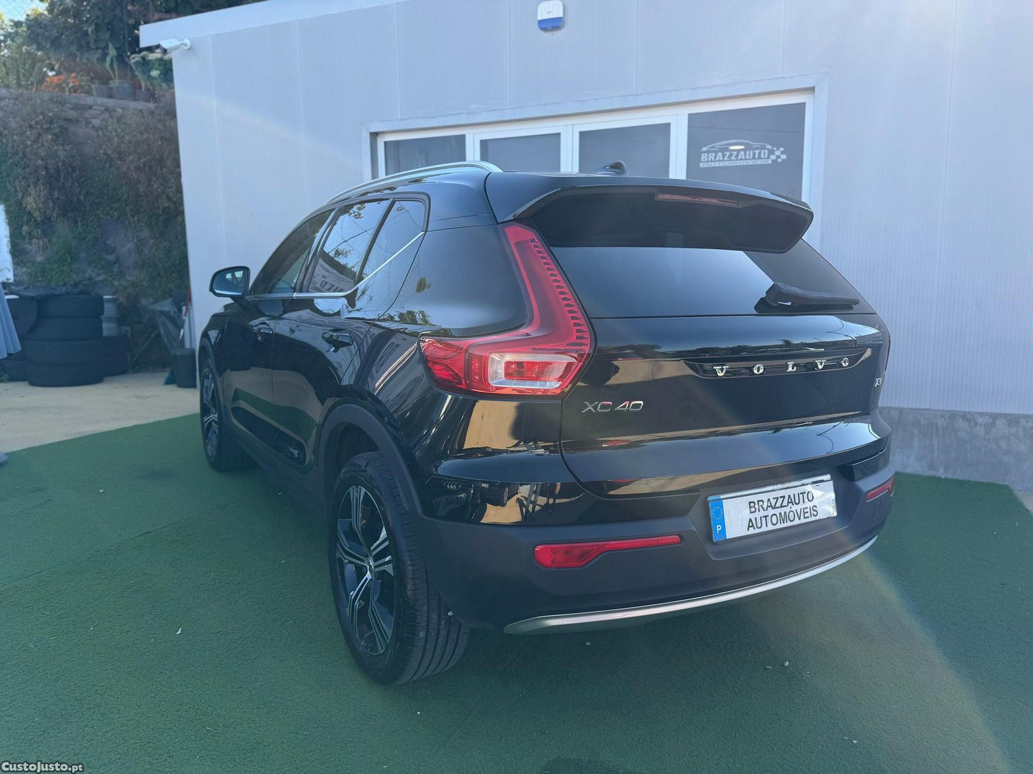Volvo XC 40 1.5 T3 Momentum Plus Geartronic — fotografia 17