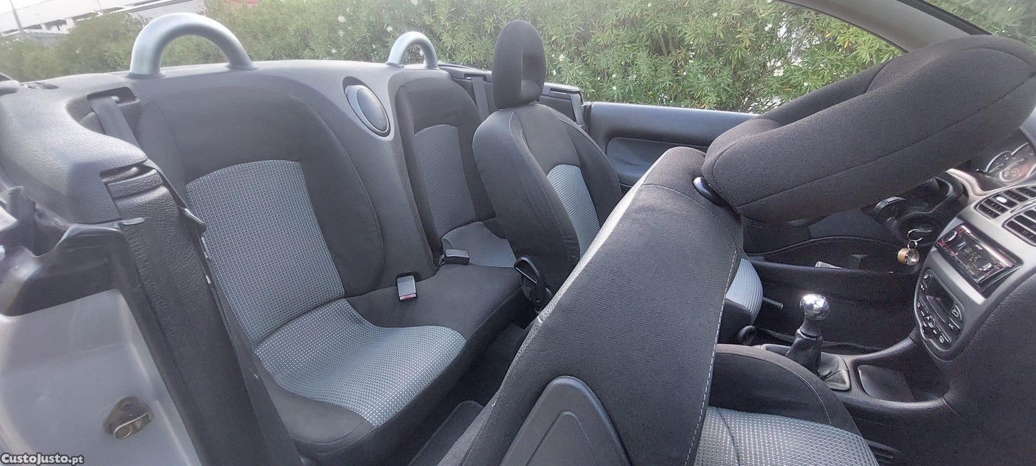 Peugeot 206 CC 1.6 HDI - 110 Cvs — fotografia 5