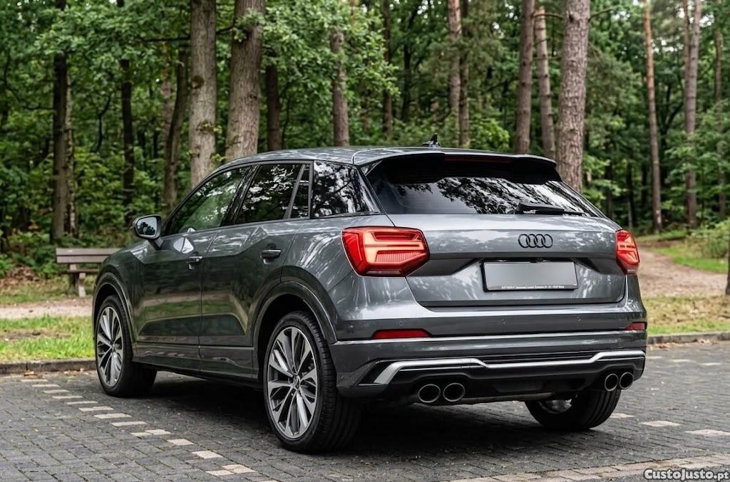 Audi Q2 S 2.0 300CV — fotografia 3