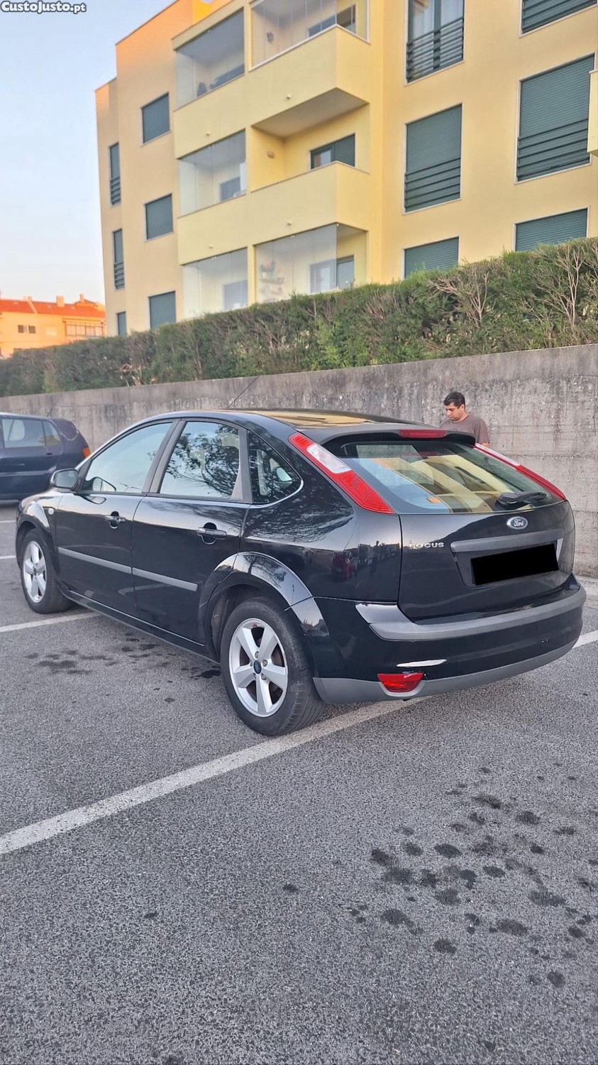 Ford Focus () — fotografia 4