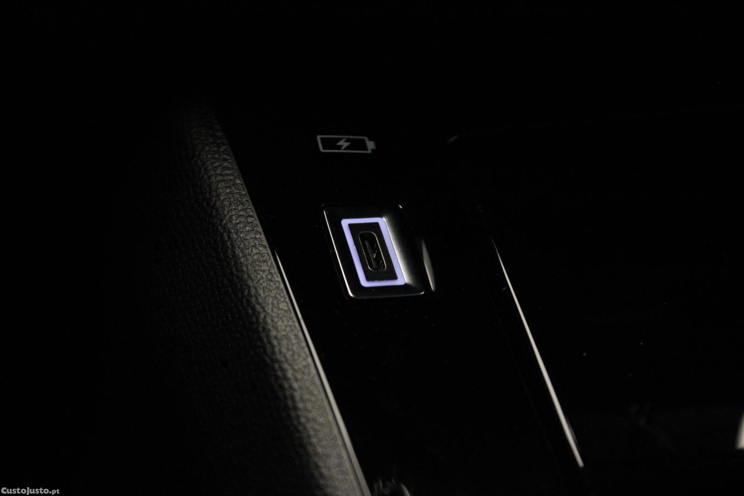 Peugeot e-2008 ALLURE 156CV 54KwH (AUTO) — fotografia 19