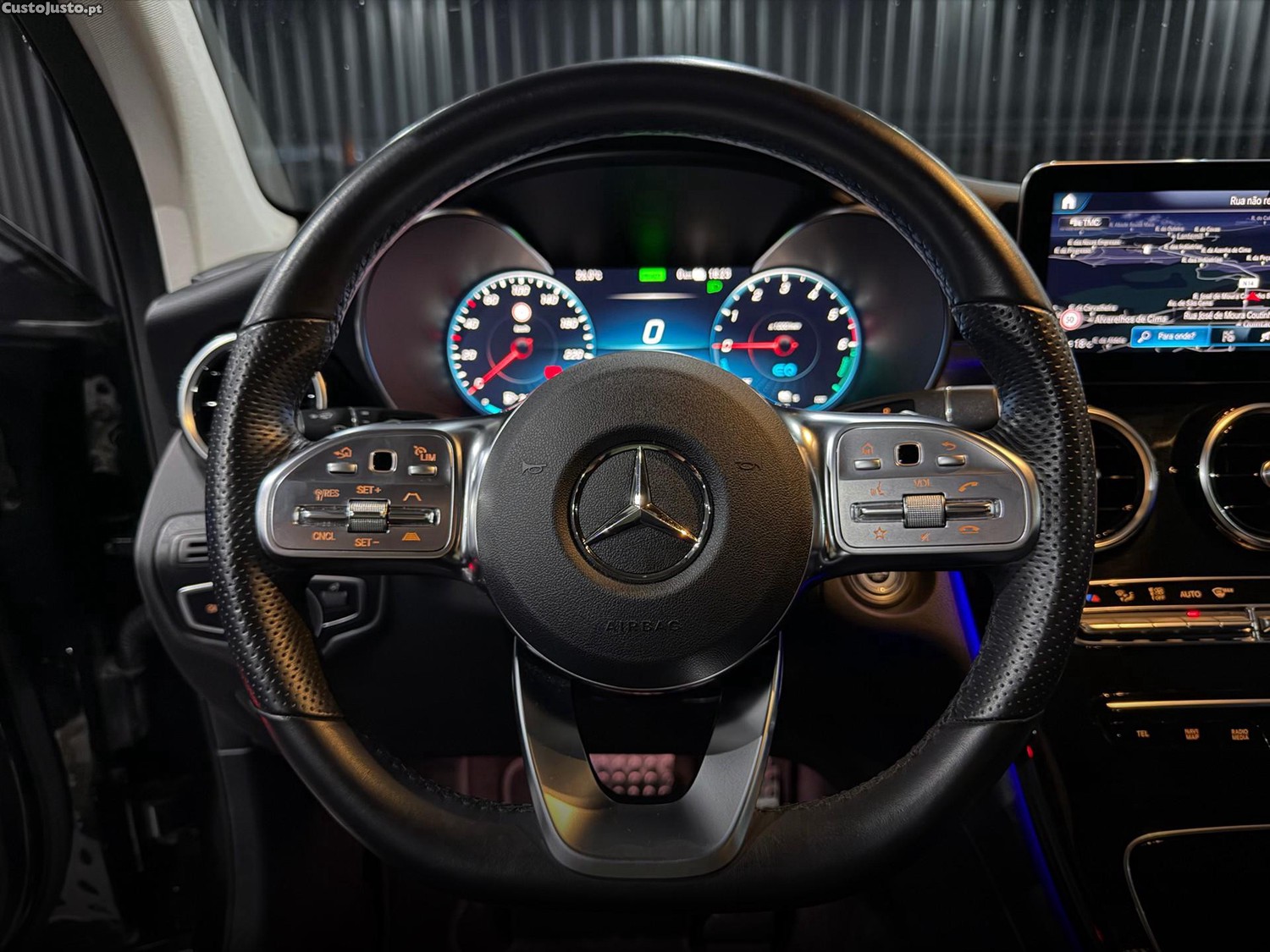 Mercedes-Benz GLC 300 de 4Matic 9G-TRONIC AMG Line — fotografia 7
