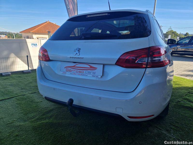 Peugeot 308 1.6 BLUE HDI ACTIVE — fotografia 8