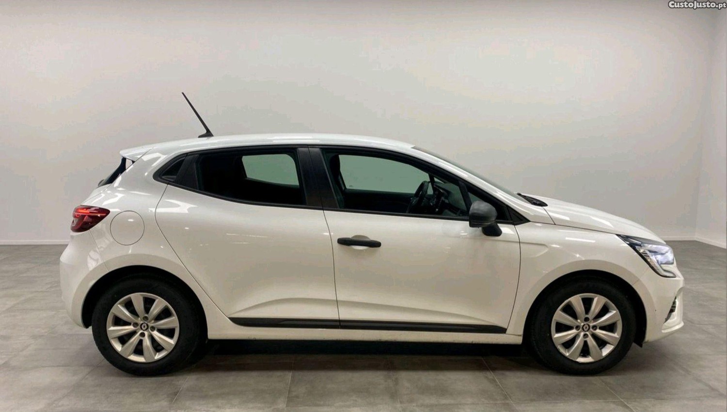 Renault Clio Blue dCi 1.5 - 21 — photo 5