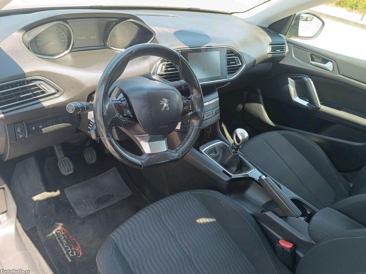 Peugeot 308 1.6 HDi 120cv Allure — fotografia 4