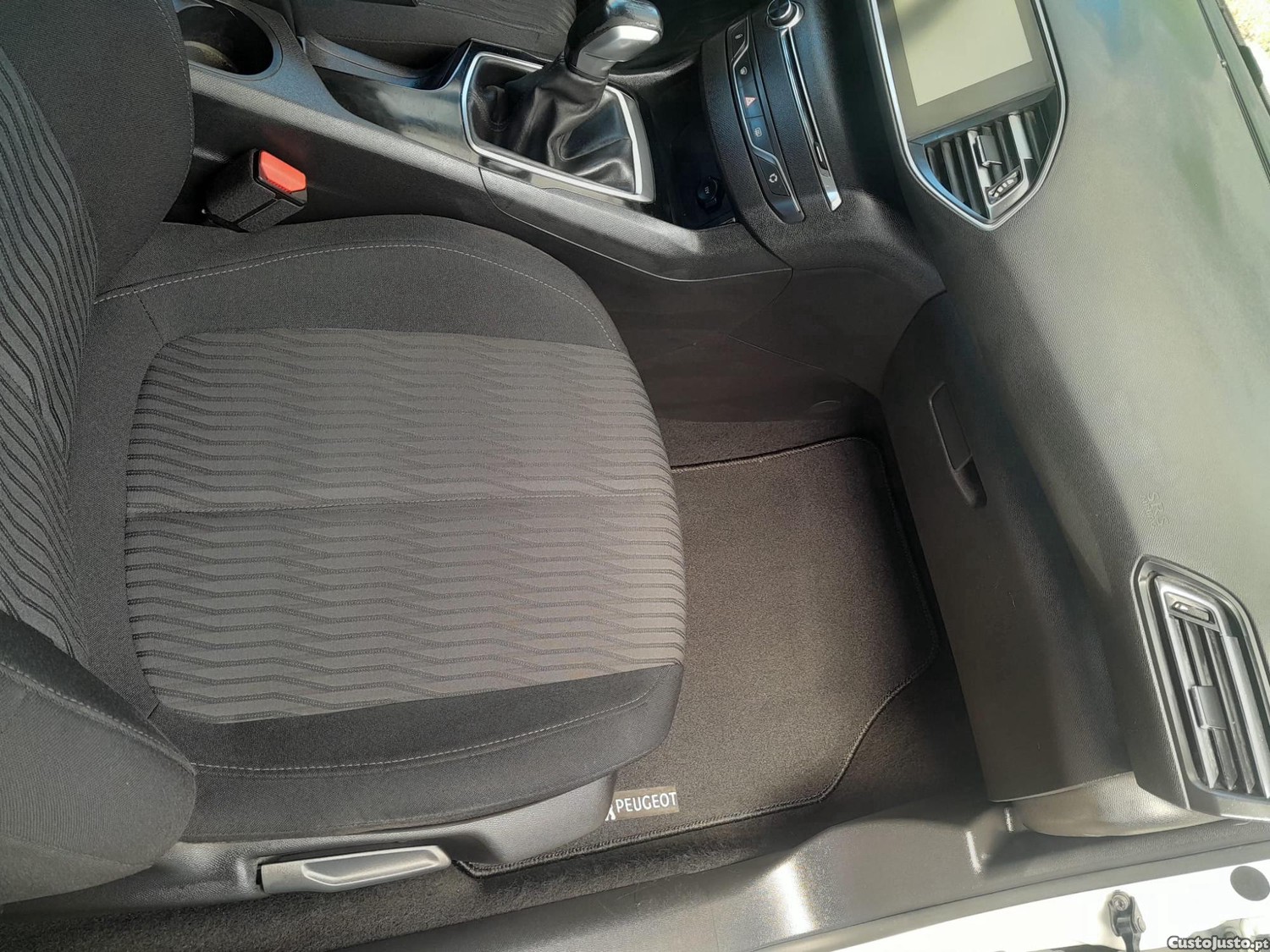 Peugeot 308 BASIC — fotografia 4