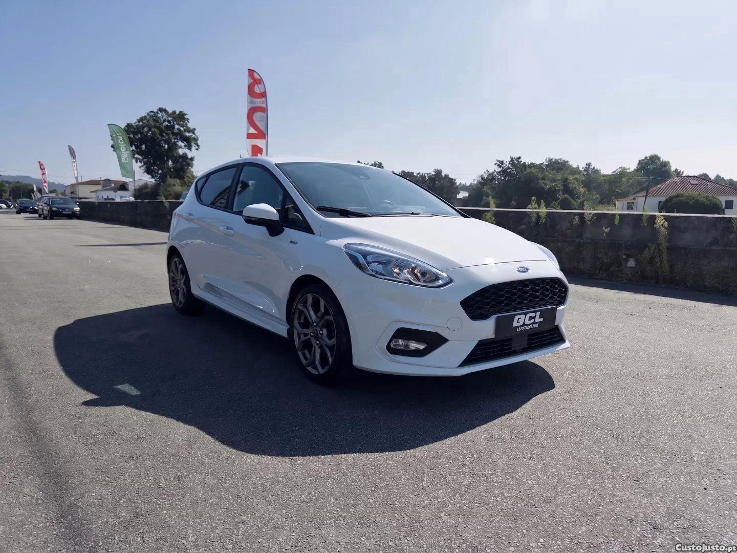 Ford Fiesta 1.0 ecoboost s&s st-line — fotografia 25
