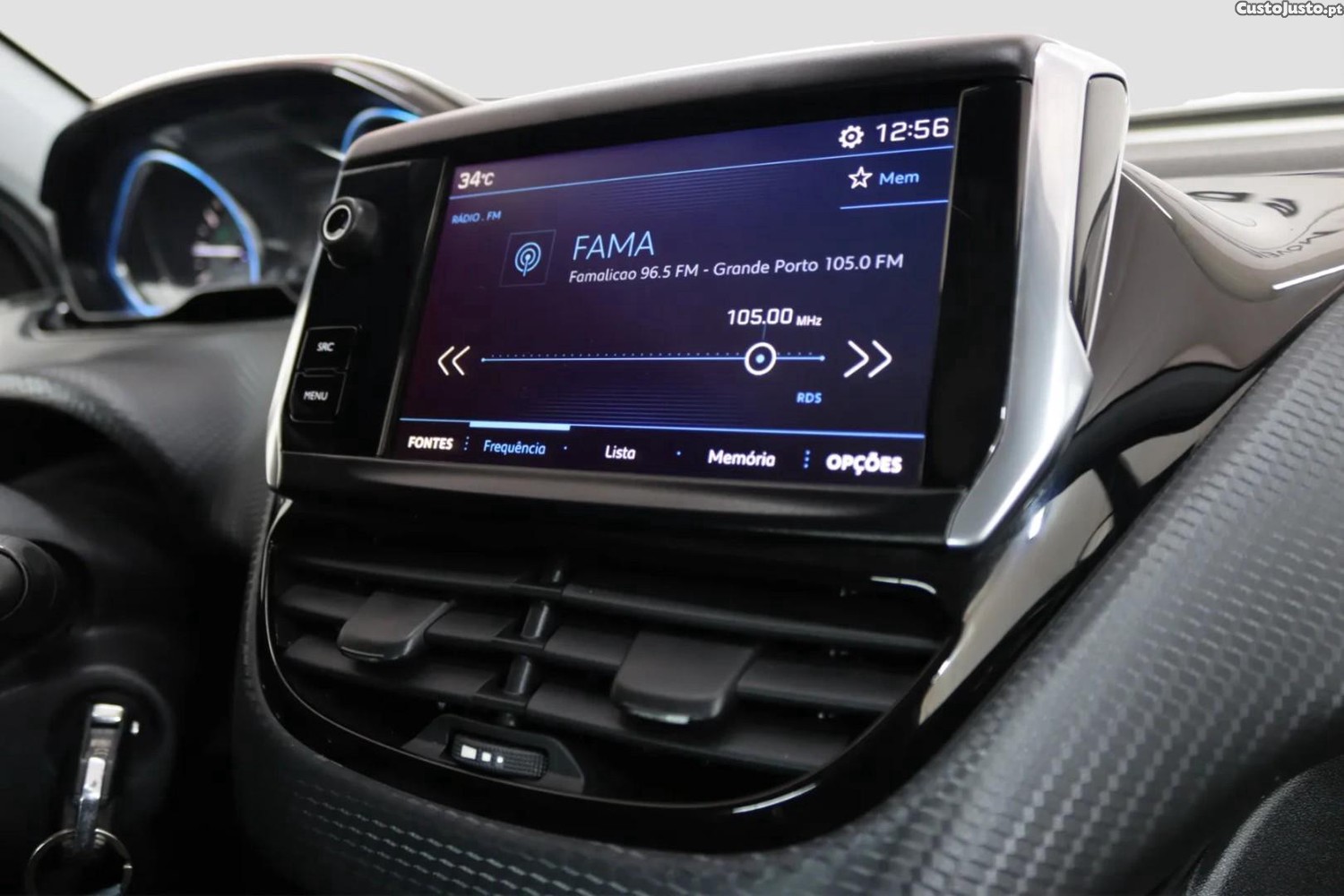 Peugeot 2008 1.2 PureTech Allure — fotografia 13