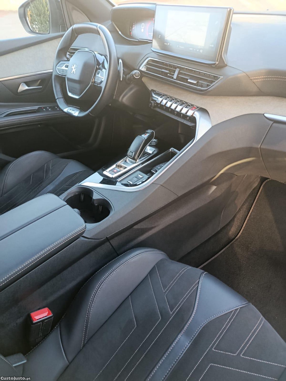 Peugeot 5008 1.2 EAT8 GT LINE — fotografia 4