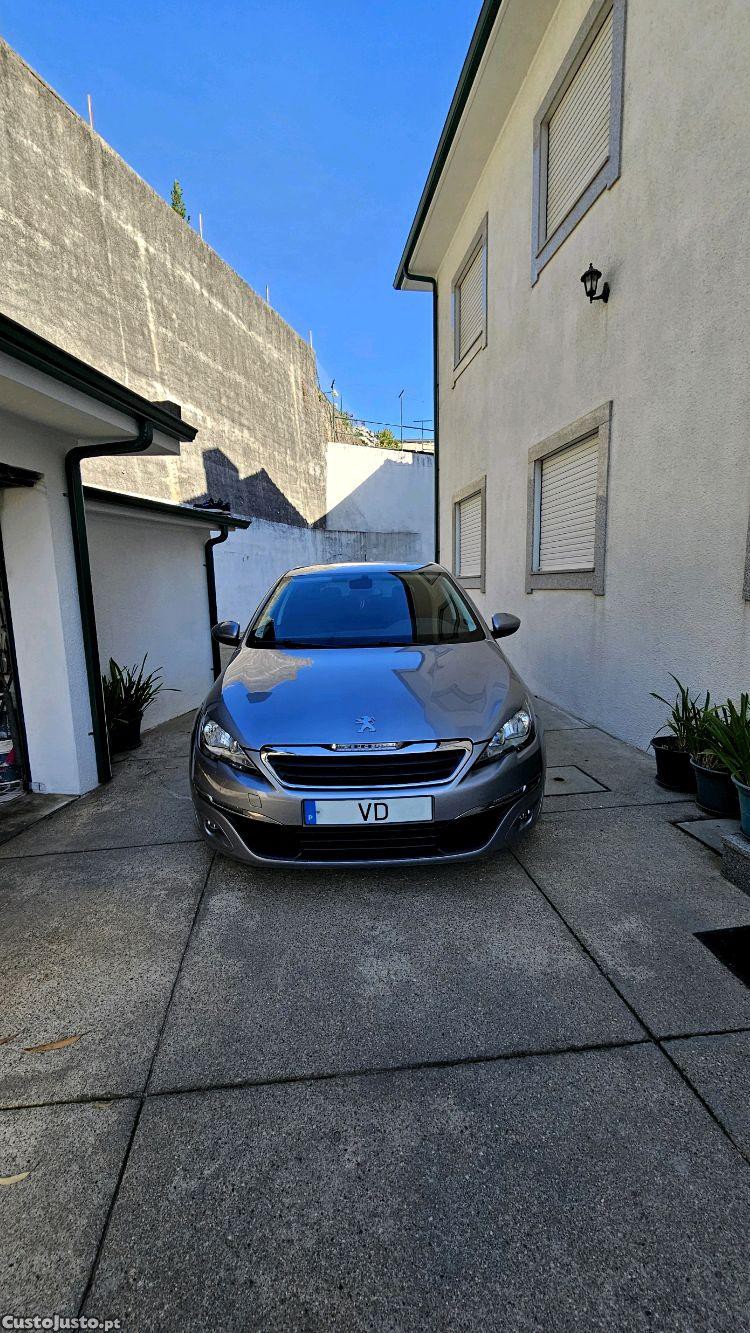 Peugeot 308 1.6Bluehdi — fotografia 8