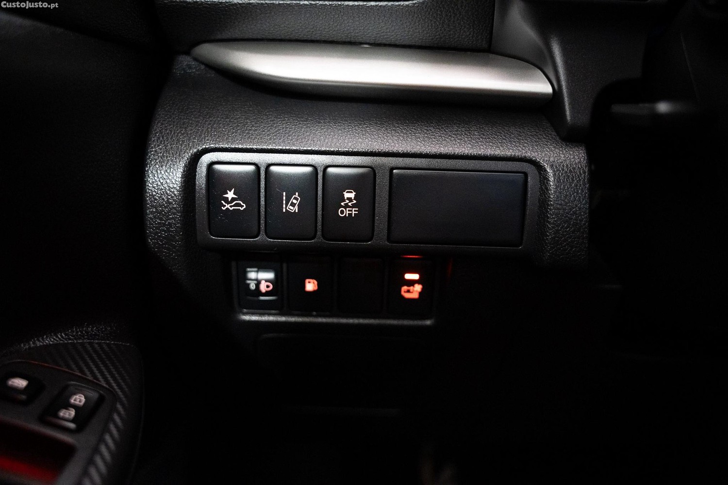 Mitsubishi Eclipse Cross 2.4 PHEV eMotion — fotografia 19
